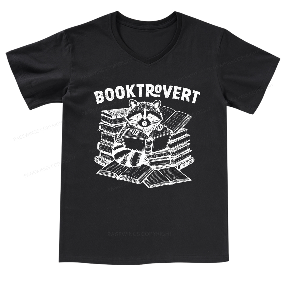 Pagewings A Raccoon Reading Seriously V-neck T-shirt