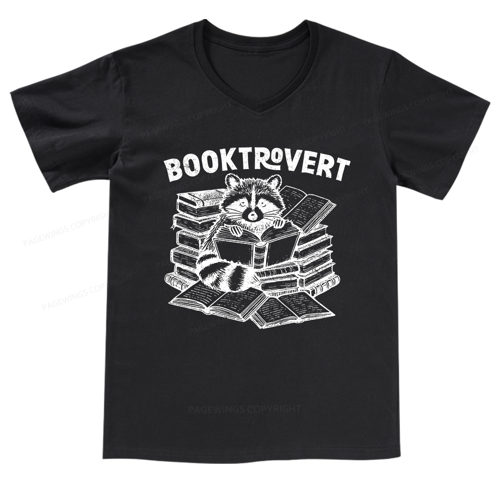 Pagewings A Raccoon Reading Seriously V-neck T-shirt