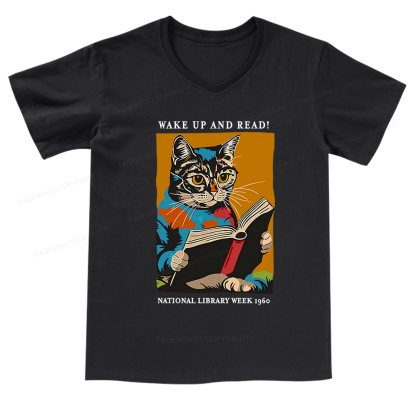 Pagewings Cat Reading Poster V-neck T-shirt