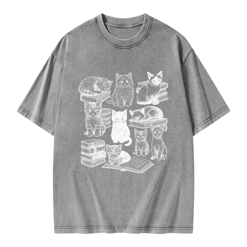 Pagewings Cats And books Unisex Washed T-shirt