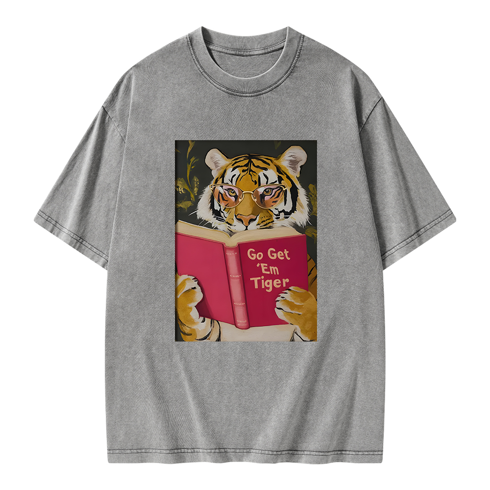 Pagewings Tiger Reading Unisex Washed T-shirt