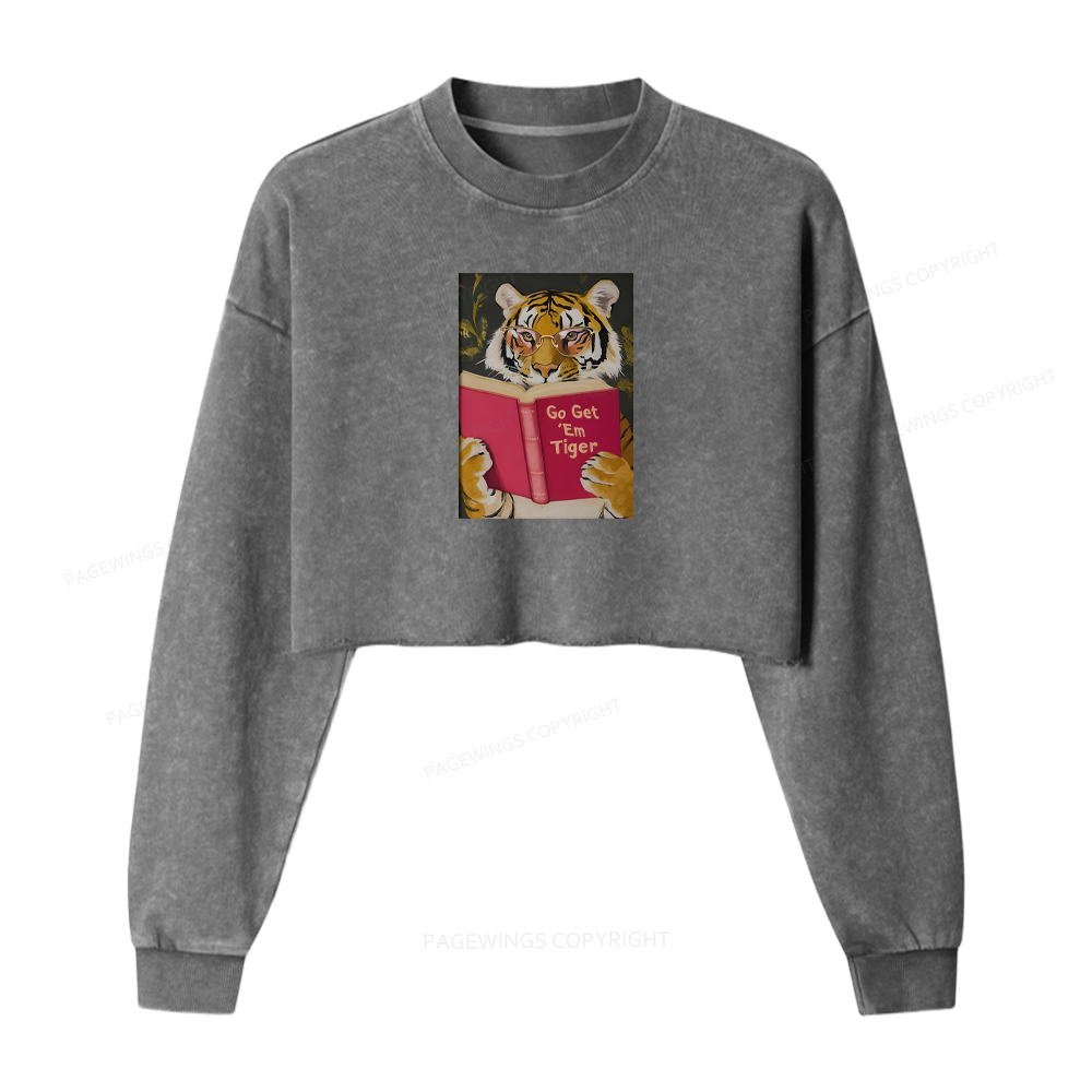 Pagewings Tiger Reading Washed Crop Sweatshirt