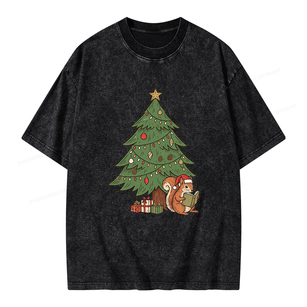 Pagewings Christmas Reading Unisex Washed T-shirt