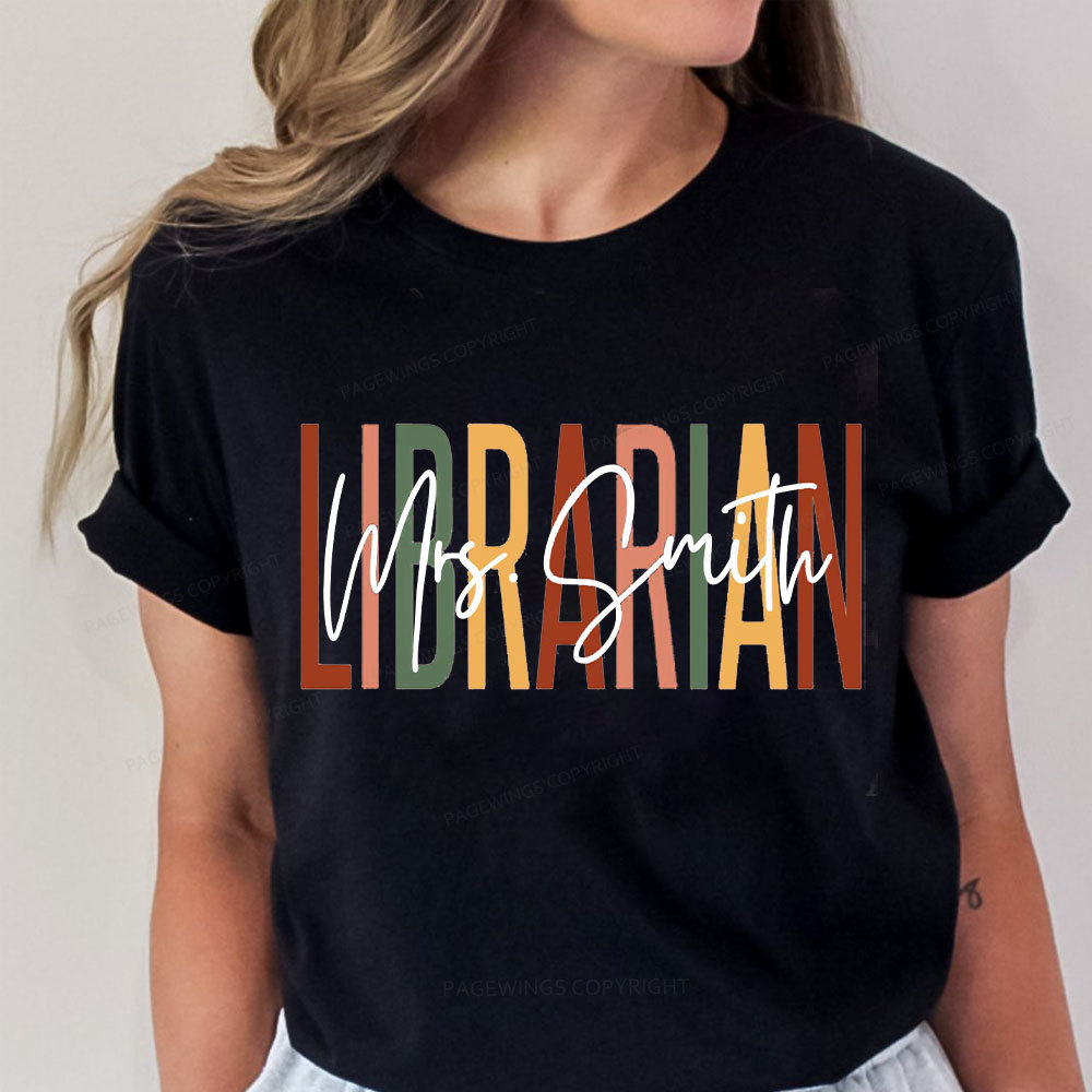 Pagewing Personalized Librarian Unisex Classic T-shirt