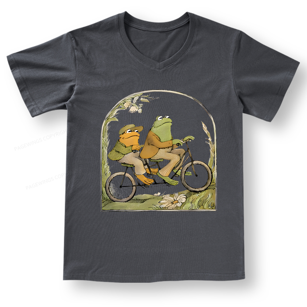 Pagewings Frog And Toad Book Vintage V-neck T-shirt 