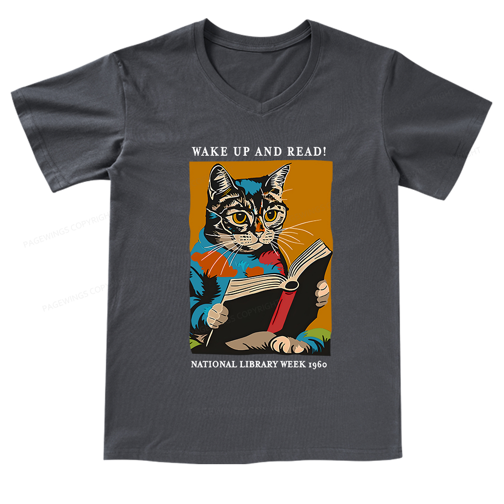 Pagewings Cat Reading Poster V-neck T-shirt
