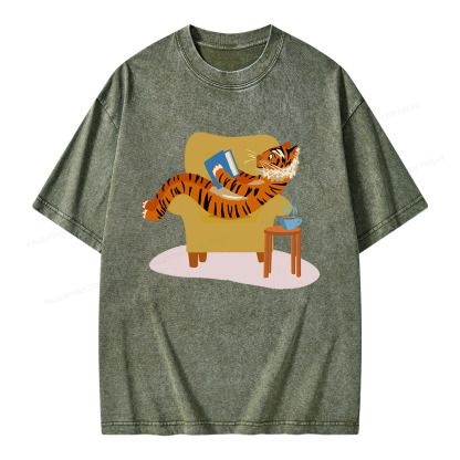 Pagewings Tiger Reading Unisex Washed T-shirt
