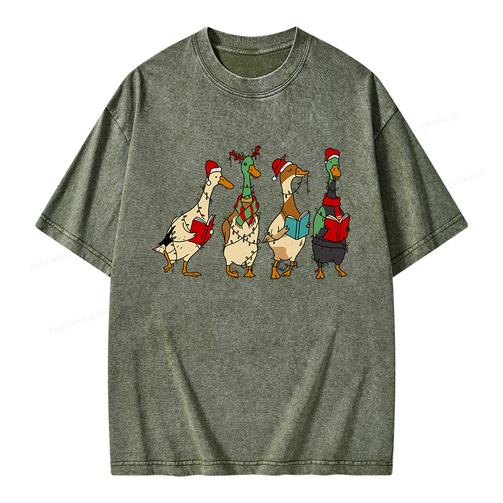 Pagewings Christmas Ducks Reading Unisex Washed T-shirt