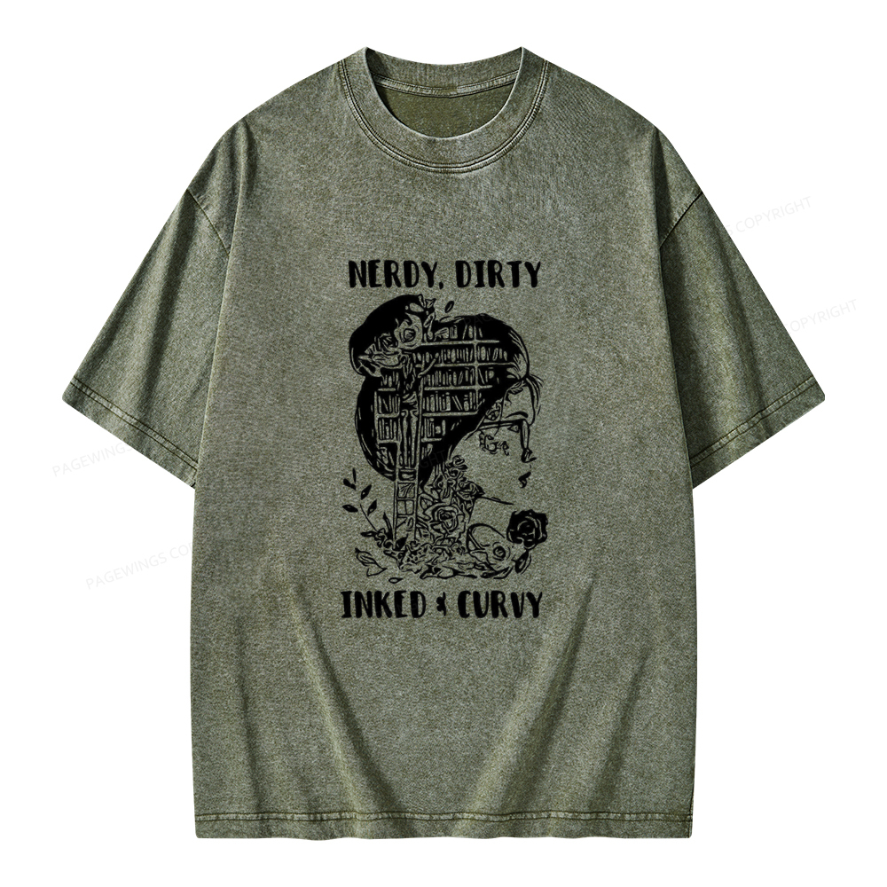 Pagewings A Well Read Woman Is A Dangerous Creature Shirt Unisex Washed T-shirt