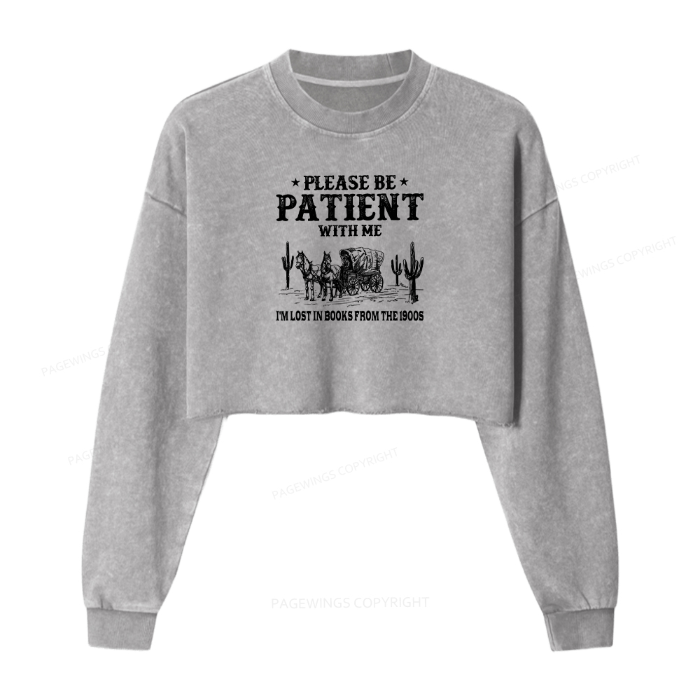 Pagewings I’m Lost In Books From The 1900s Women Washed Crop Sweatshirt