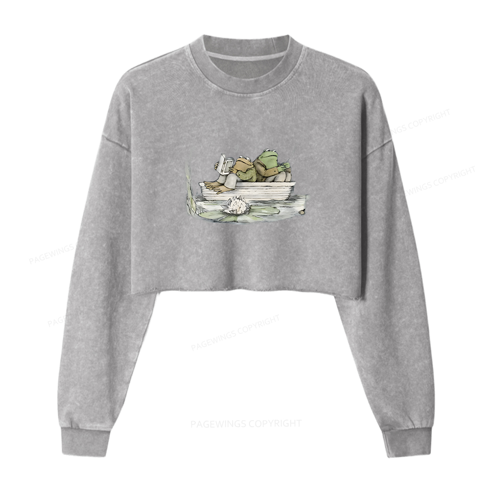 Pagewings Frog Reading Washed Crop Sweatshirt