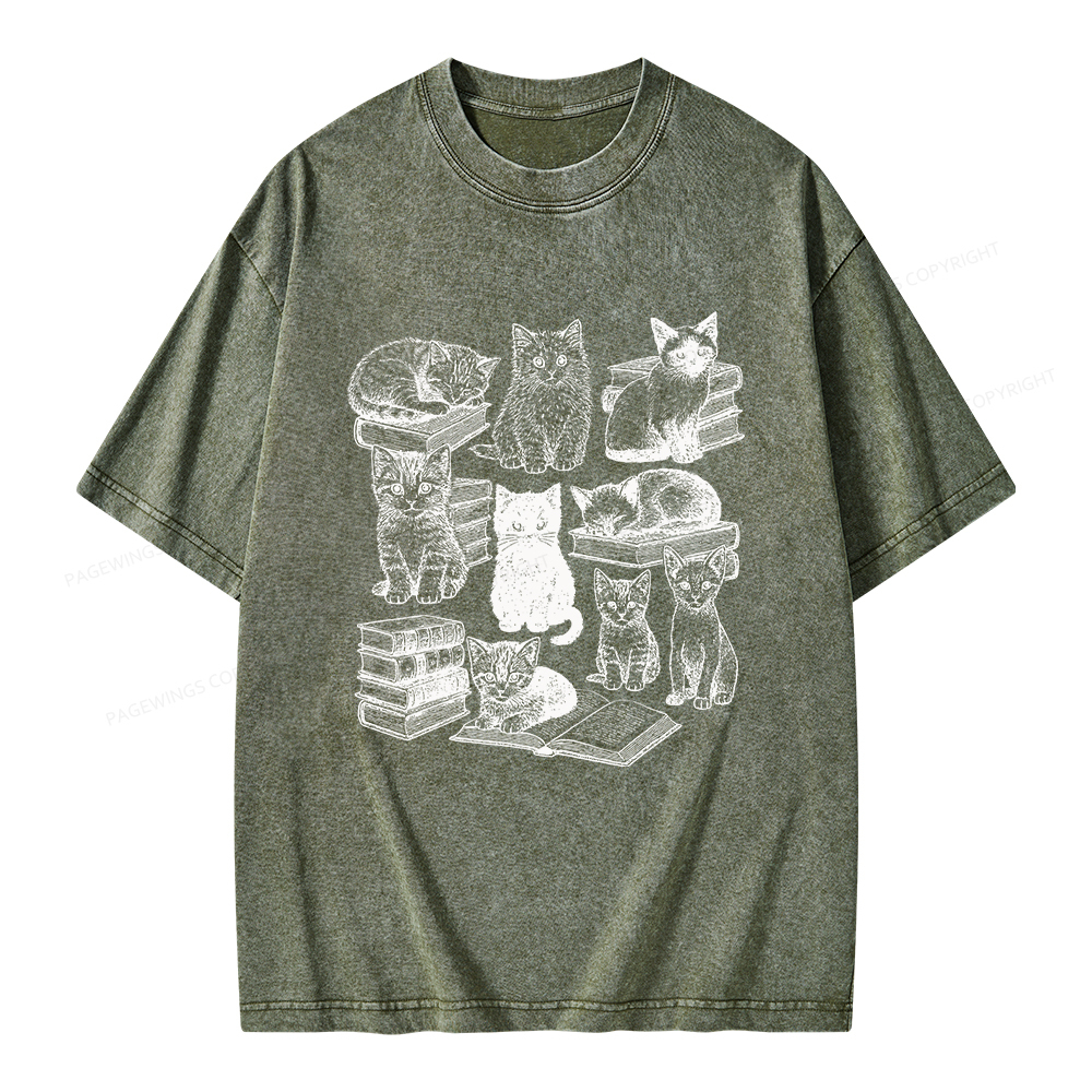 Pagewings Cats And books Unisex Washed T-shirt