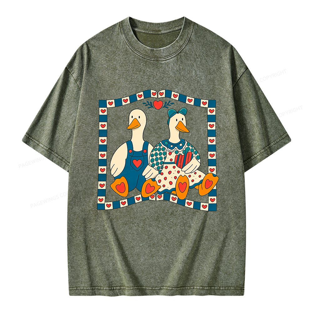 Pagewings Vintage Bookish Goose Unisex Washed T-shirt