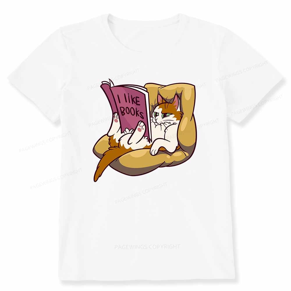 Pagewings A Cat That Likes Reading Books Unisex Classic T-shirt