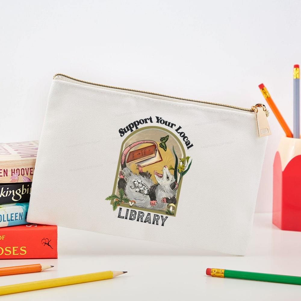 Pagewings Library Readers Make Leaders Jersey Short Sleeve Tee Pouch