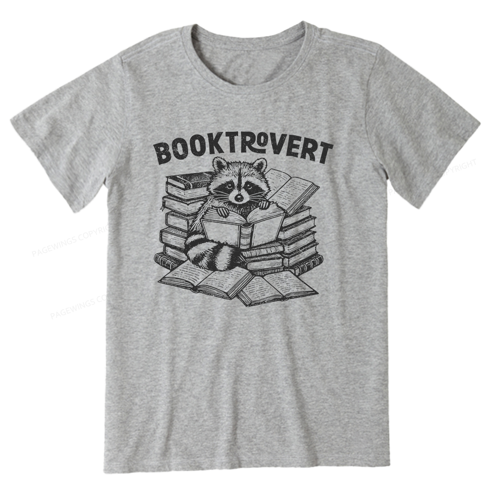 Pagewings A Raccoon Reading Seriously Unisex Classic T-shirt
