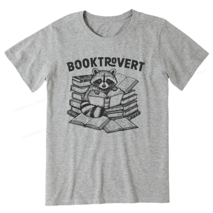 Pagewings A Raccoon Reading Seriously Unisex Classic T-shirt