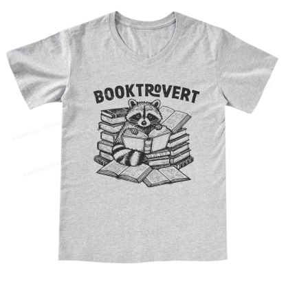 Pagewings A Raccoon Reading Seriously V-neck T-shirt