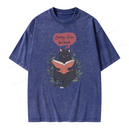 Pagewings Cats love reading books Unisex Washed T-shirt