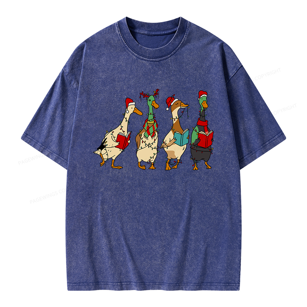 Pagewings Christmas Ducks Reading Unisex Washed T-shirt