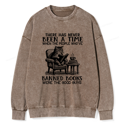 Pagewings Cats Reading Books Are Prohibited From Having Books Unisex Washed Sweatshirt