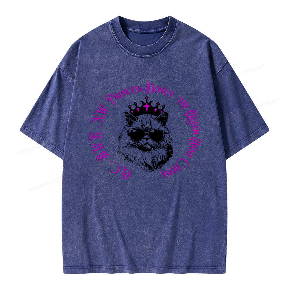 Pagewings The Queen Unisex Washed T-shirt