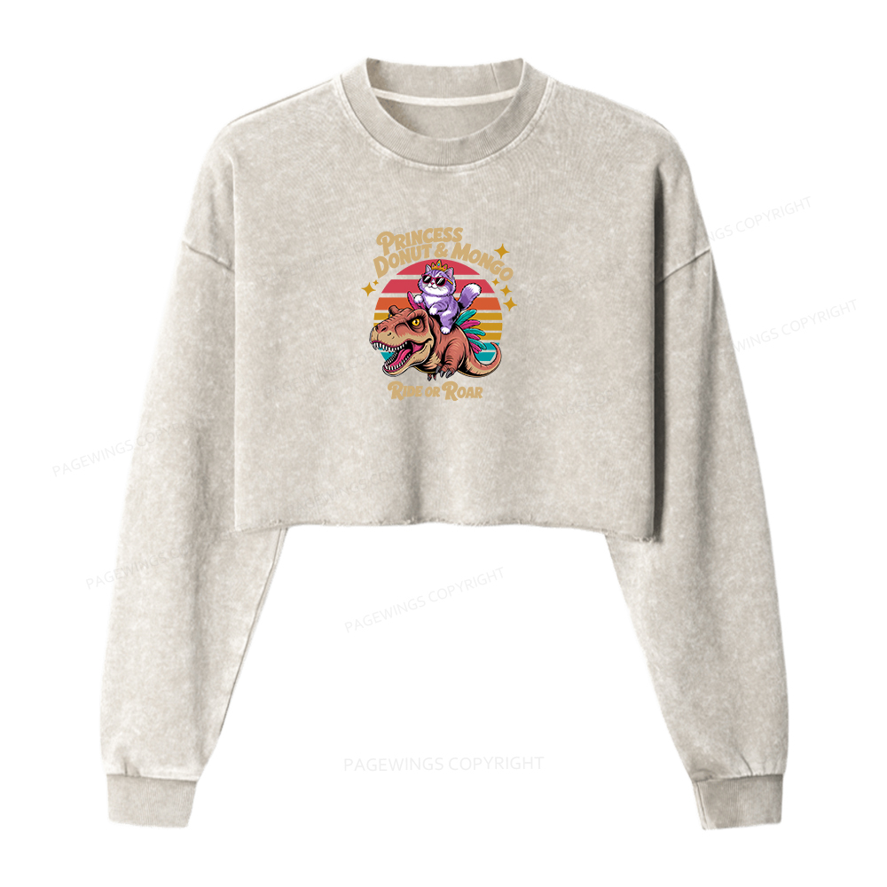 Pagewings Sci-Fi Book Lovers Women Washed Crop Sweatshirt