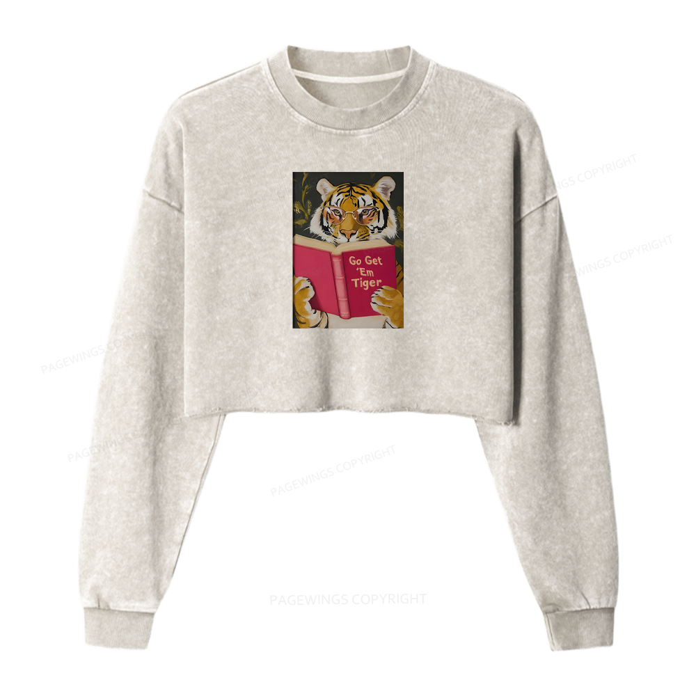 Pagewings Tiger Reading Washed Crop Sweatshirt