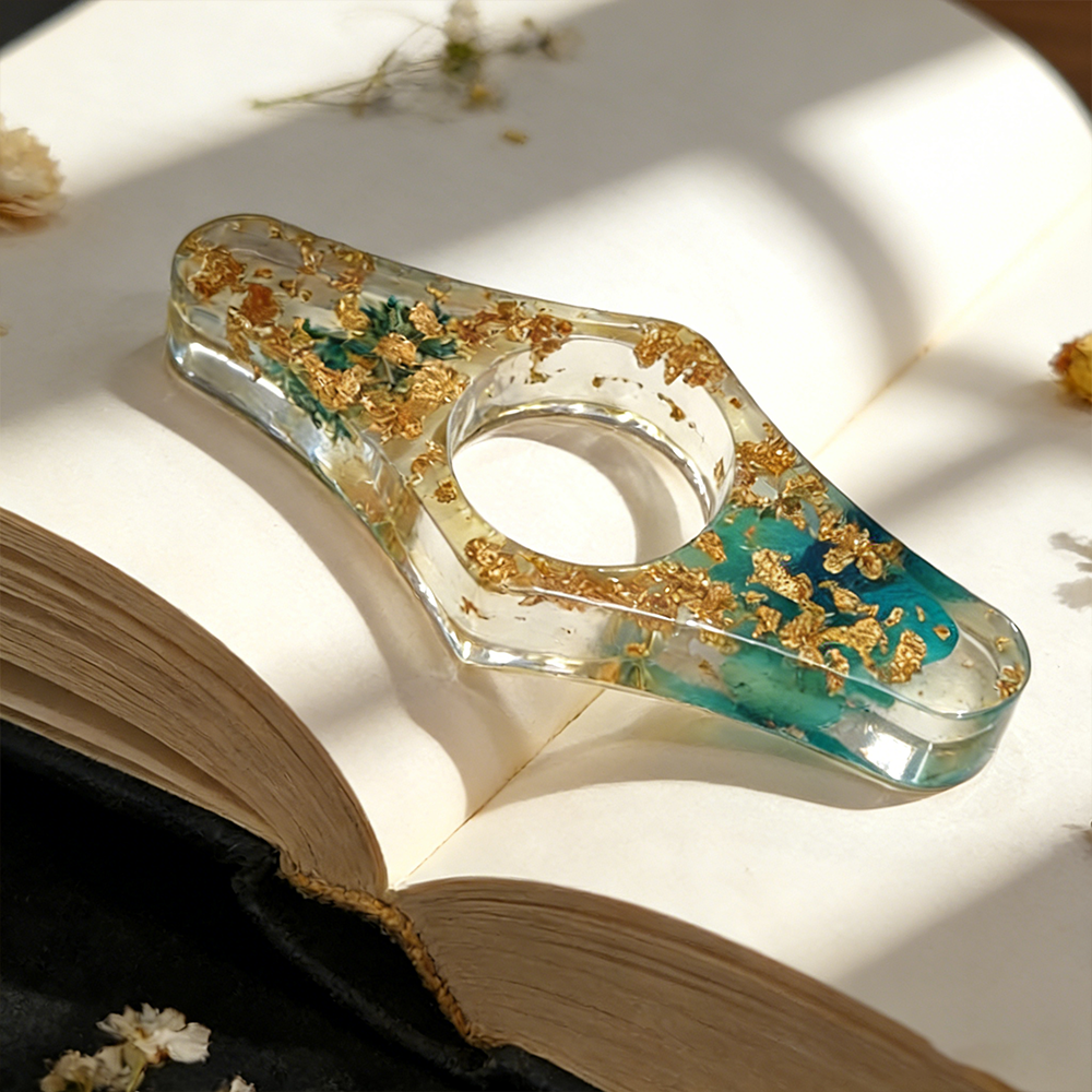 Pagewings Hydrangea Floral Book Lover Book Page Holder