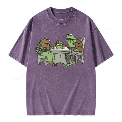 Pagewing frog & toad eat cookies <3 Unisex Washed T-shirt