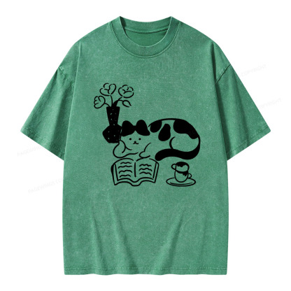 Pagewings The Cat Who Loves Reading Unisex Washed T-shirt