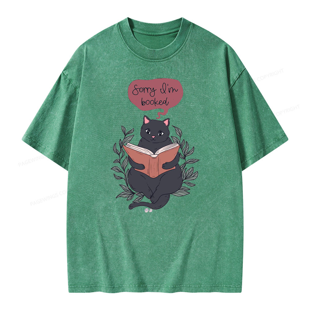Pagewings Cats love reading books Unisex Washed T-shirt