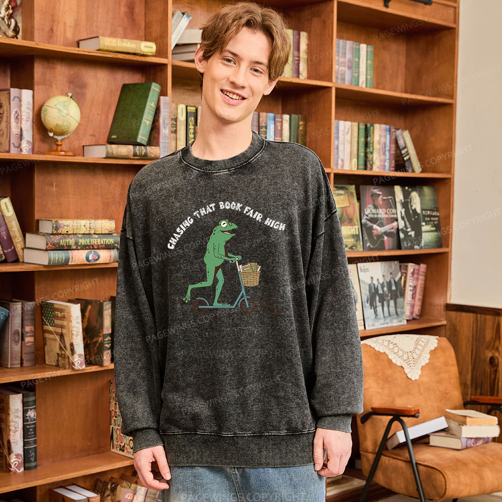 Pagewings Chasing That Book Fair High Unisex Washed Sweatshirt