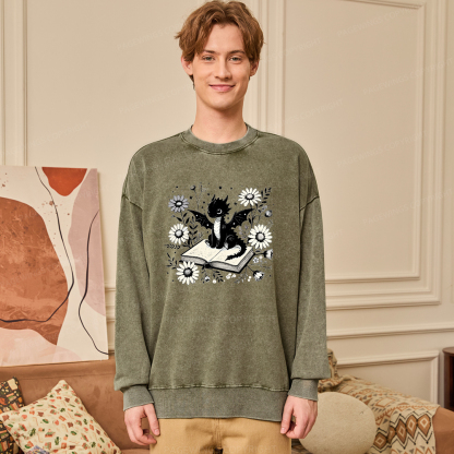 Pagewings Bookworm Dragon Unisex Washed Sweatshirt