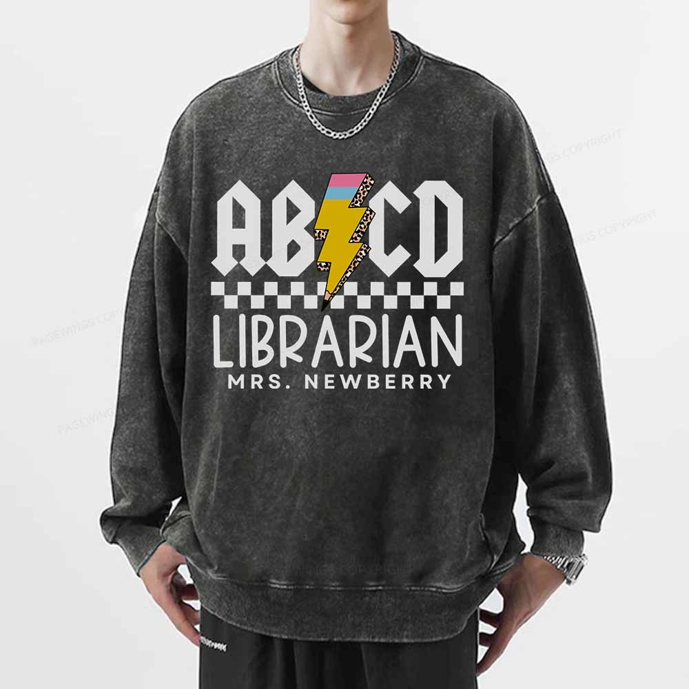 Pagewings Personalized Librarian Shirt TShirts Gift for School Library Sciences Unisex Washed Sweatshirt
