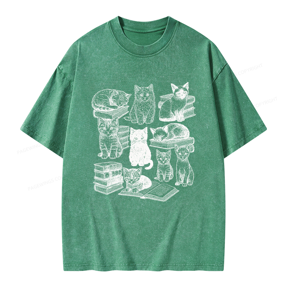 Pagewings Cats And books Unisex Washed T-shirt