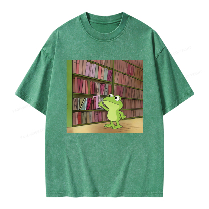 Pagewings Library Frog Unisex Washed T-shirt