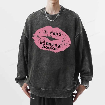 Pagewings I read kissing books Unisex Washed Sweatshirt