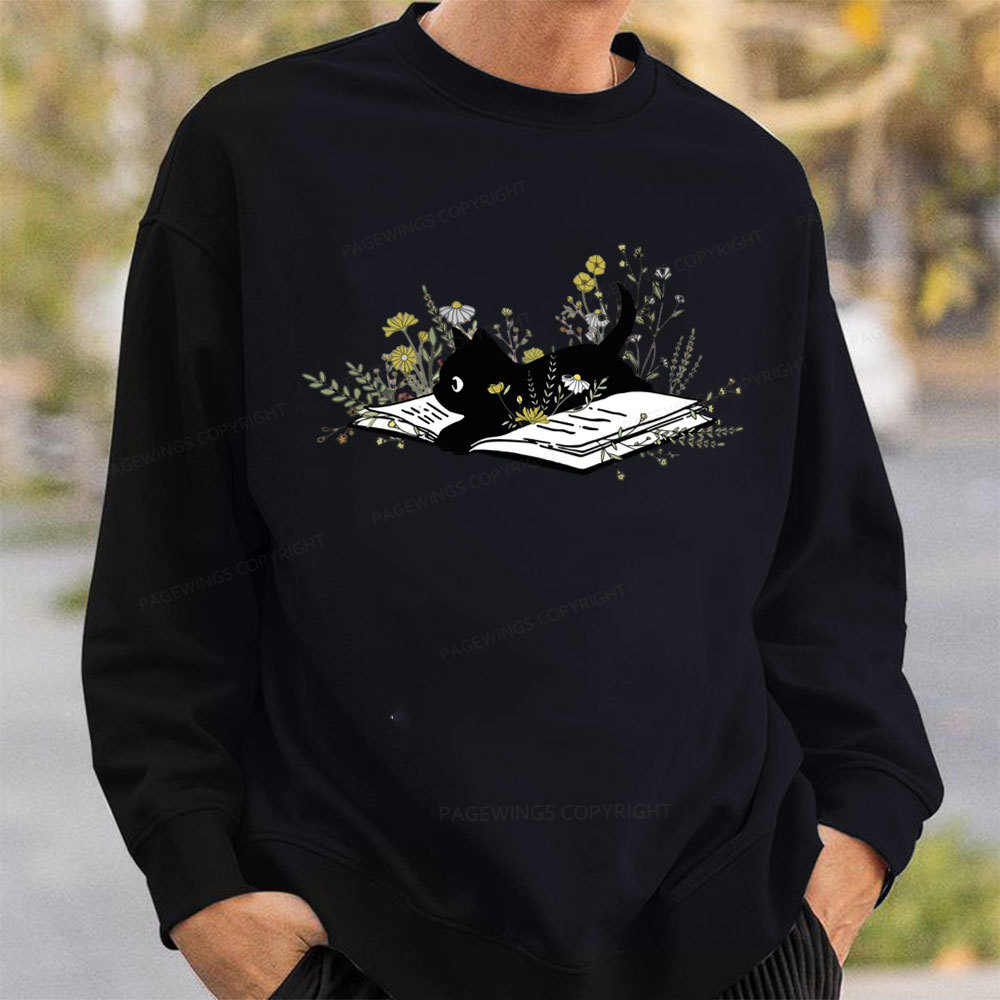 Pagewings Cute Book Cat  Unisex Classic Sweatshirt