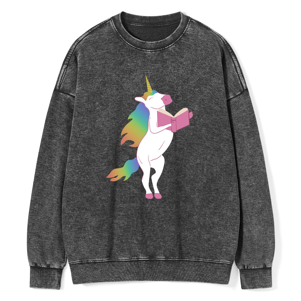 Pagewings Beautiful Unicorn Reading Books on Women's Cropped Unisex Washed Sweatshirt