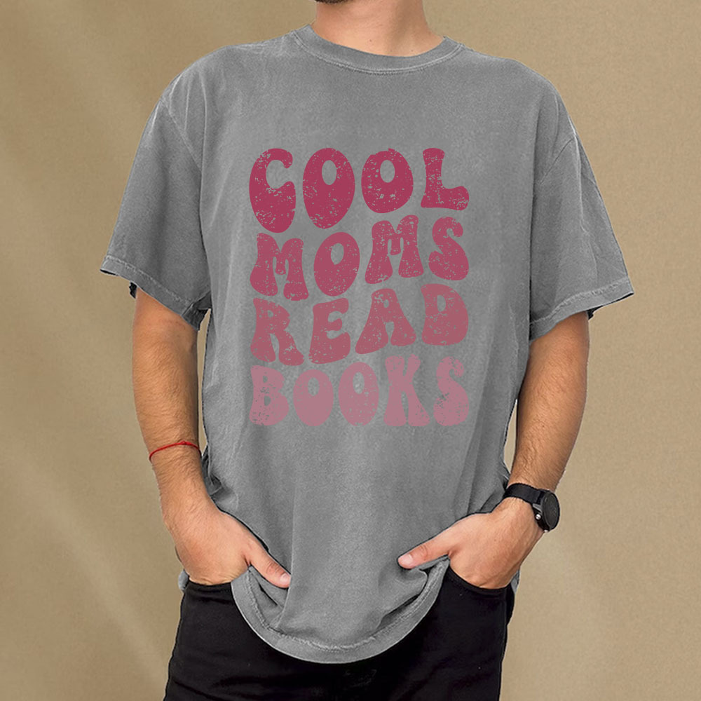 Pagewings Cool Moms Read Books Unisex Washed T-shirt
