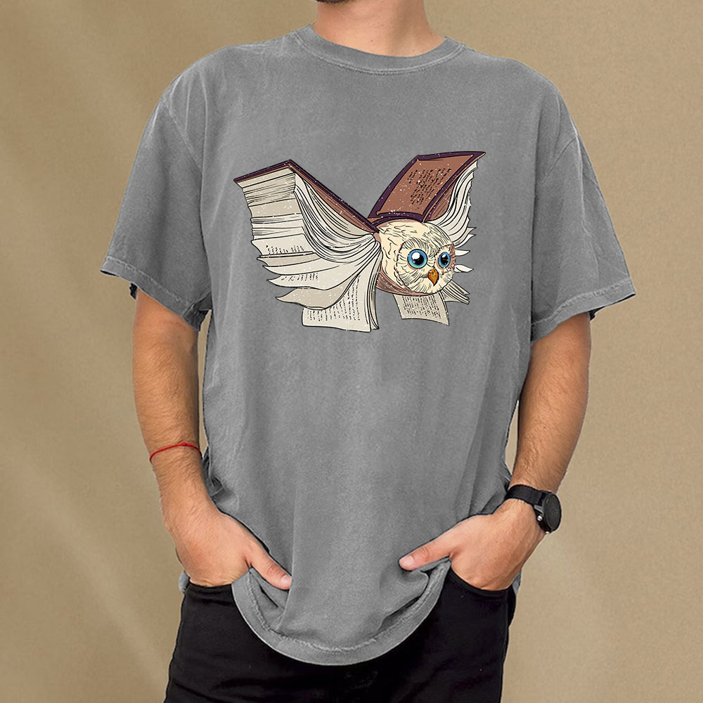 Pagewings Just An Owl Who Loves Reading Unisex Washed T-shirt