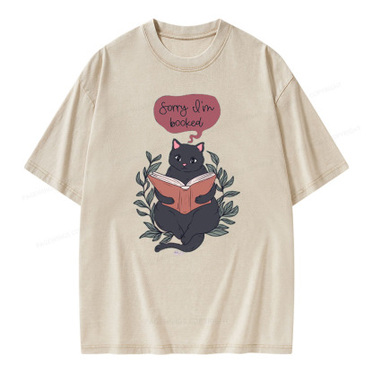 Pagewings Cats love reading books Unisex Washed T-shirt