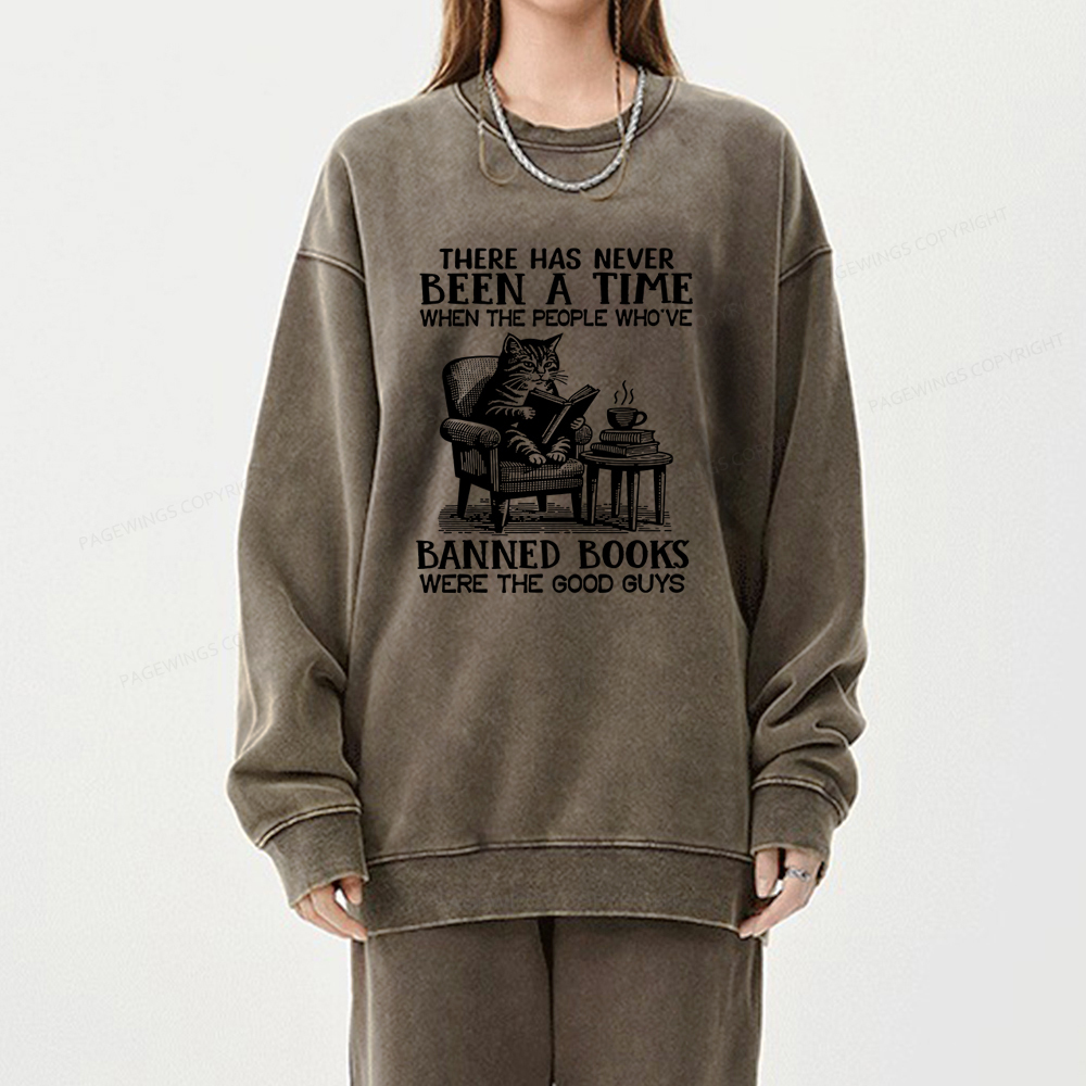 Pagewings Cats Reading Books Are Prohibited From Having Books Unisex Washed Sweatshirt