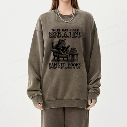 Pagewings Cats Reading Books Are Prohibited From Having Books Unisex Washed Sweatshirt