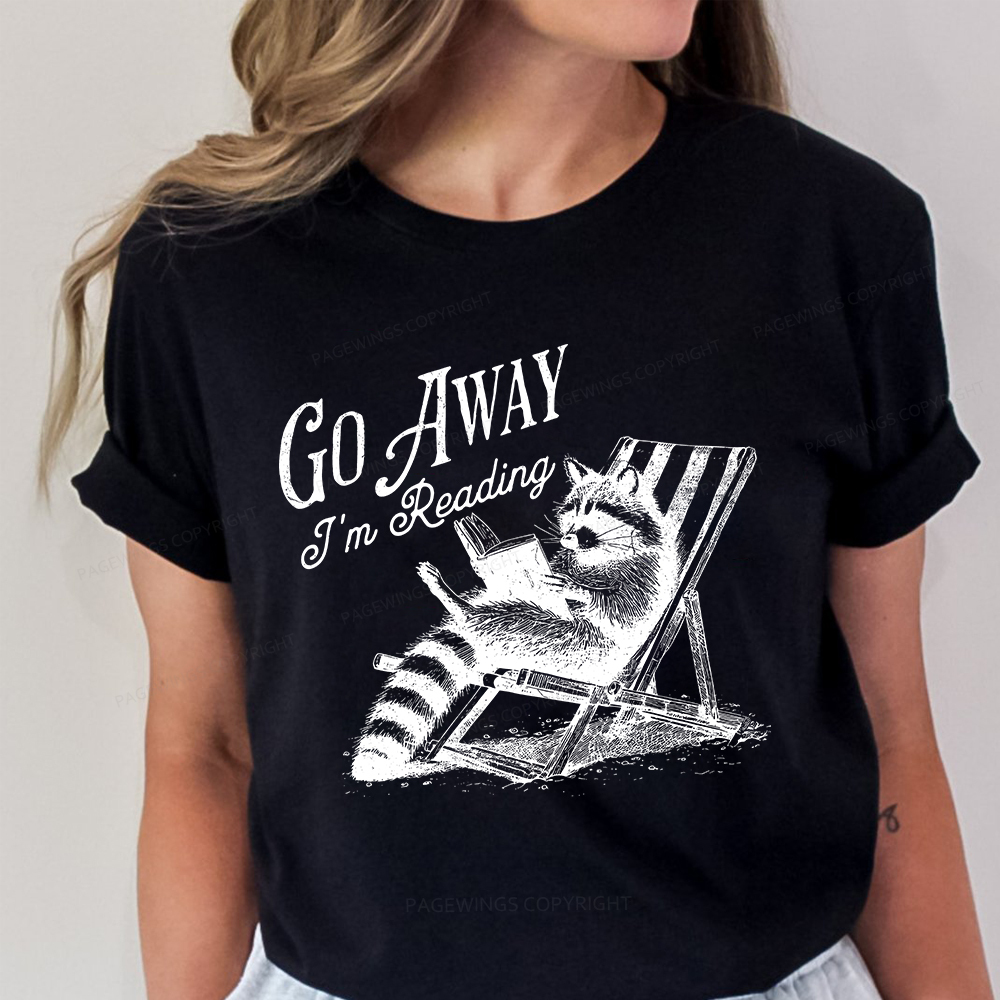 Pagewings Funny Raccoon Book Lover Tshirt Unisex Classic T-shirt
