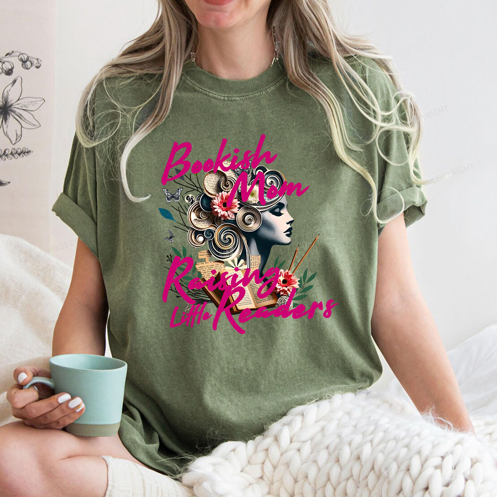 Pagewings Bookish Mom Raising Little Readers Unisex Washed T-shirt
