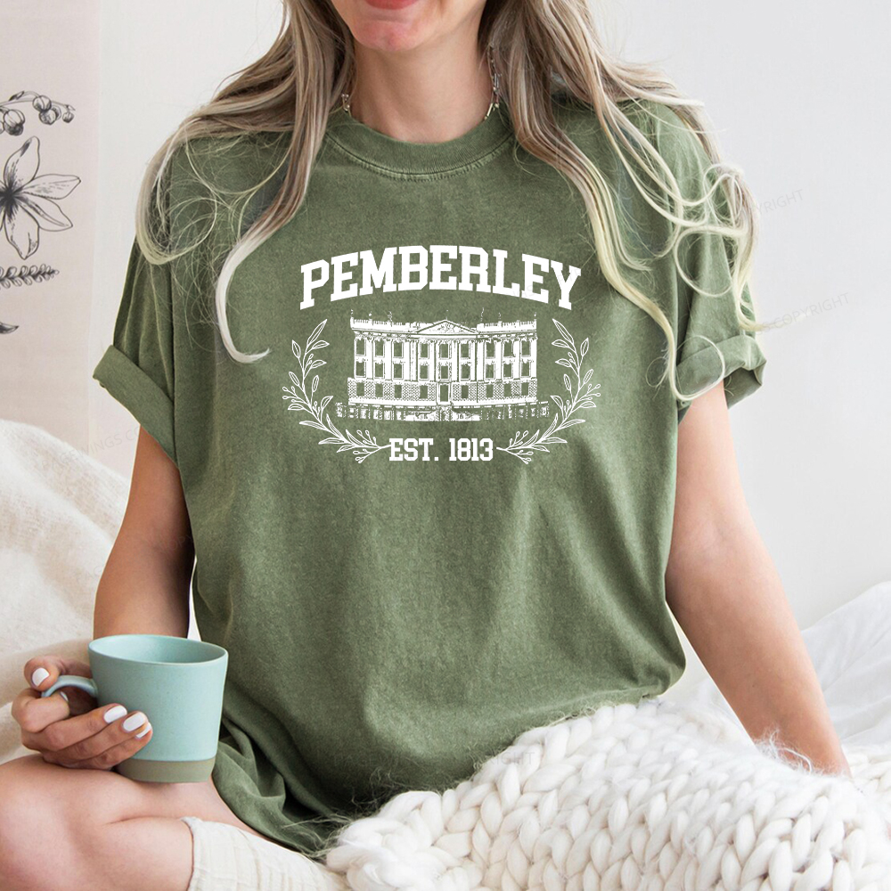 Pagewings Pemberley Est 1813Unisex Washed T-shirt