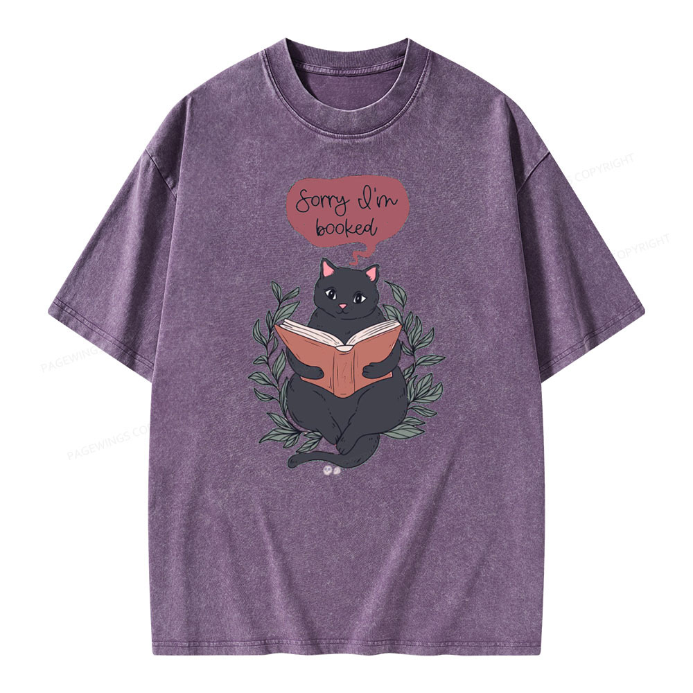 Pagewings Cats love reading books Unisex Washed T-shirt