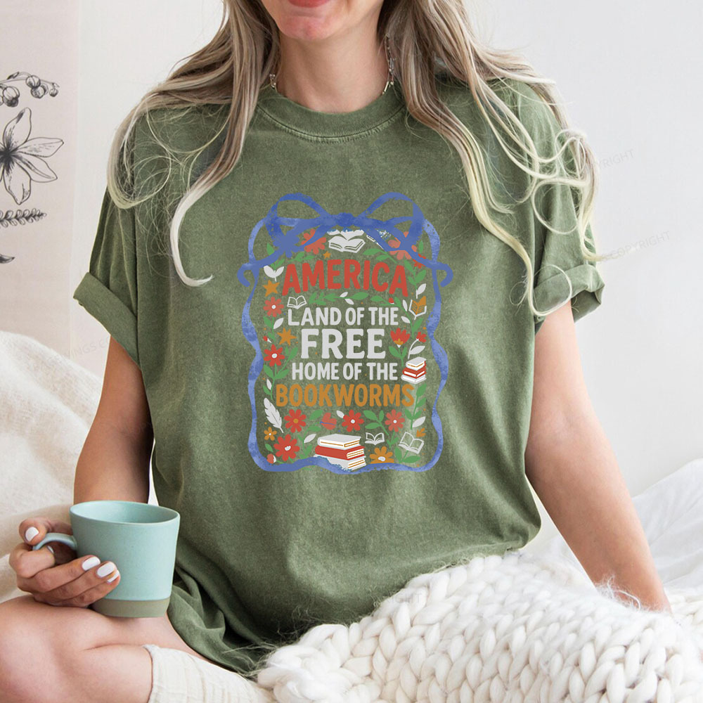 Pagewings Land Of The Free Home Of The Bookworms Unisex Washed T-shirt